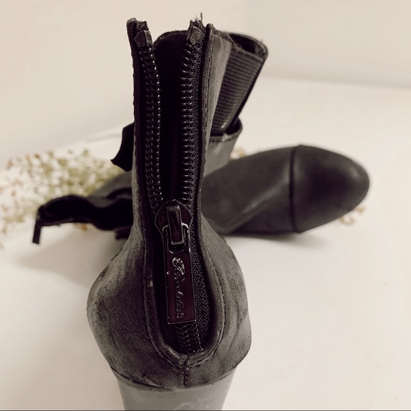 Breckelles Heeled Booties - Picture 4 of 5